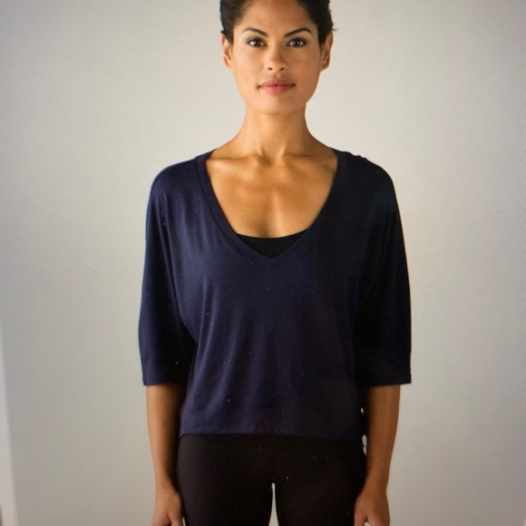 lululemon athletica Tops - LULULEMON  Ambleside V neck short sleeve tee in deep indigo blue size 10